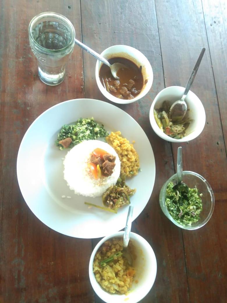 Nilaveli Sheen Coast Trincomalee Eksteriør bilde