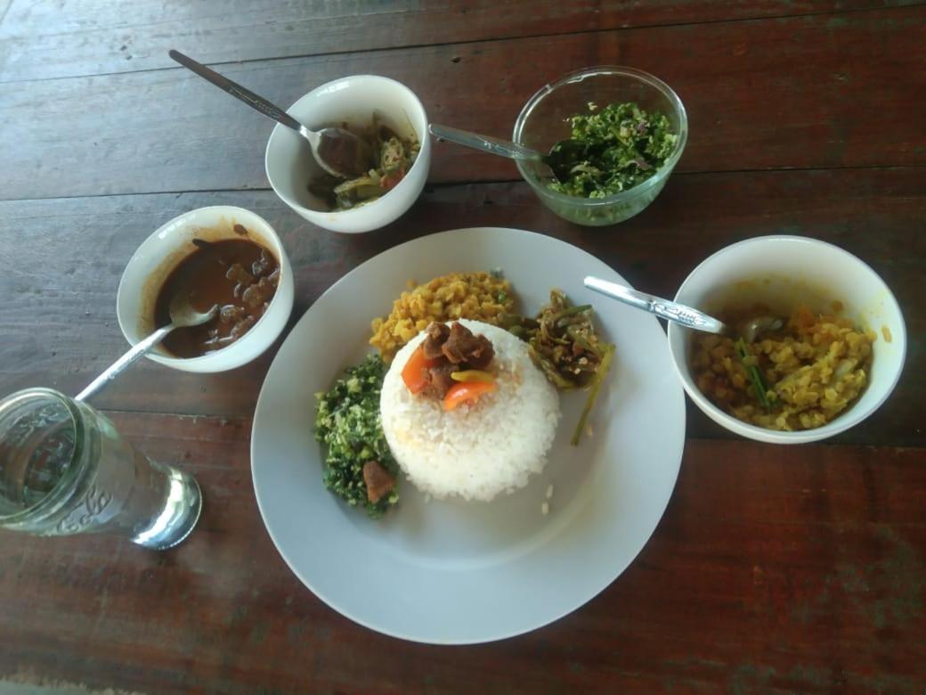 Nilaveli Sheen Coast Trincomalee Eksteriør bilde